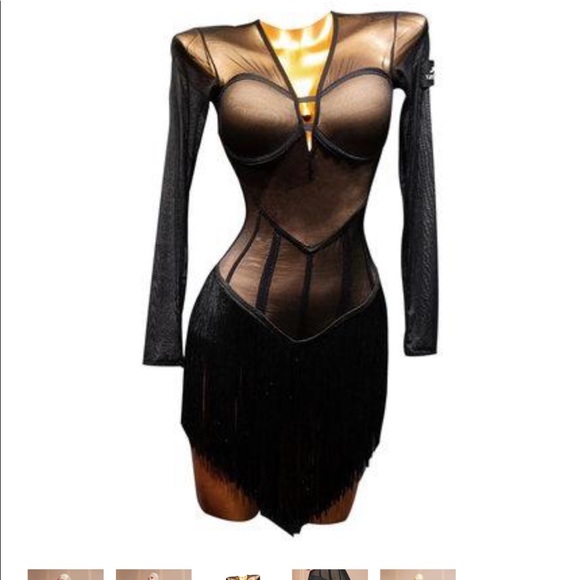 Black. nice silhouette.  Size s but stretchy. Bra inside Brand new. Never worn - Picture 2 of 3